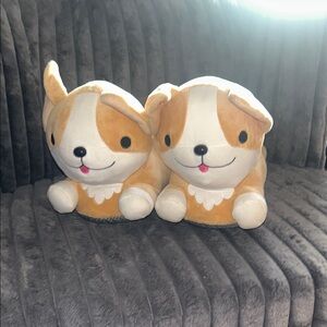 Adorable Tan and White Corgi Plush Slippers BNWOT Size Large